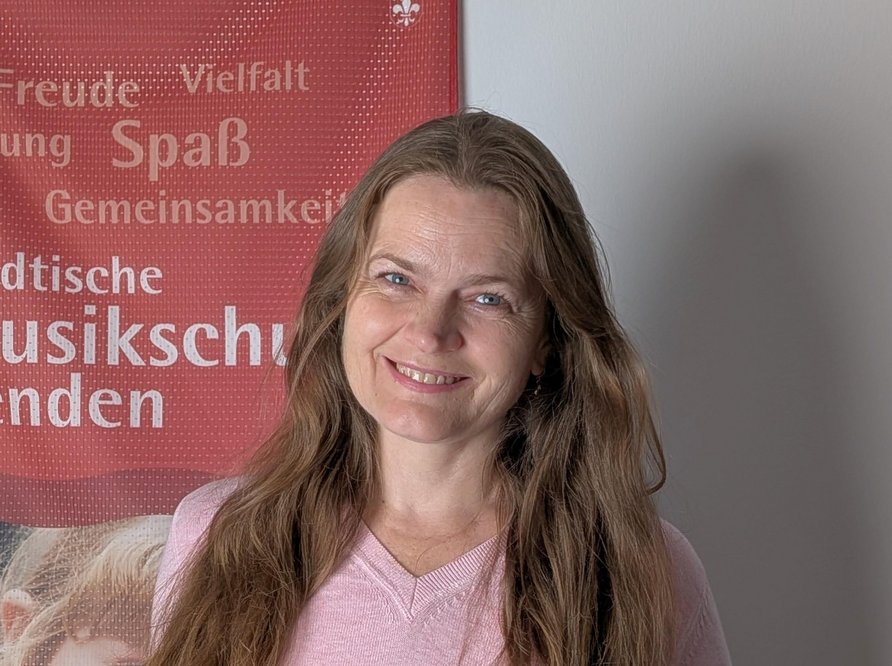 Porträtbild Olena Hromova